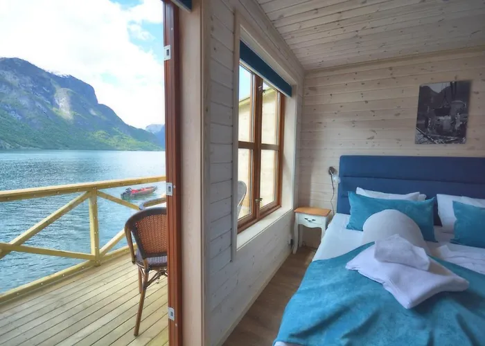 Gjestgiverier Vangsgaarden 4*