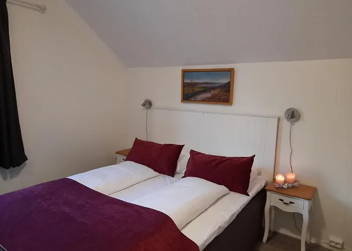 Gjestgiverier Vangsgaarden 4*