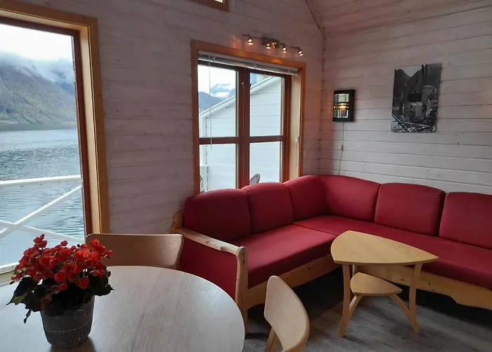 Vangsgaarden Gjestgiverier