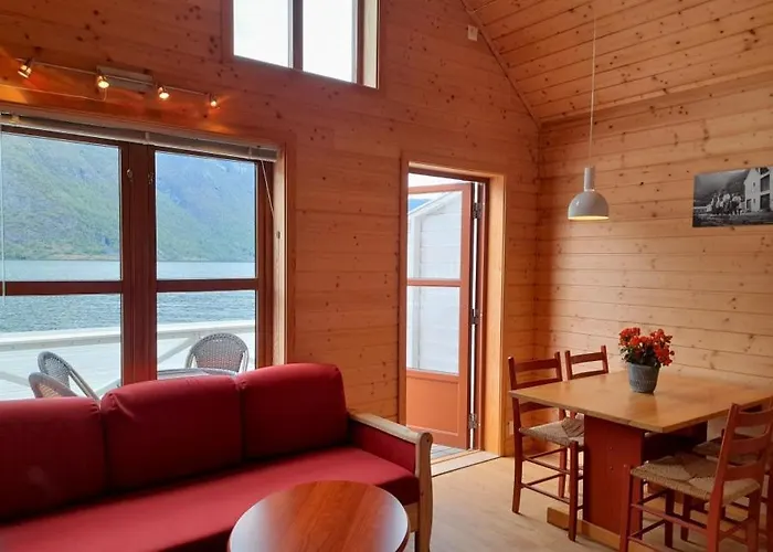 Vangsgaarden Gjestgiverier 4*