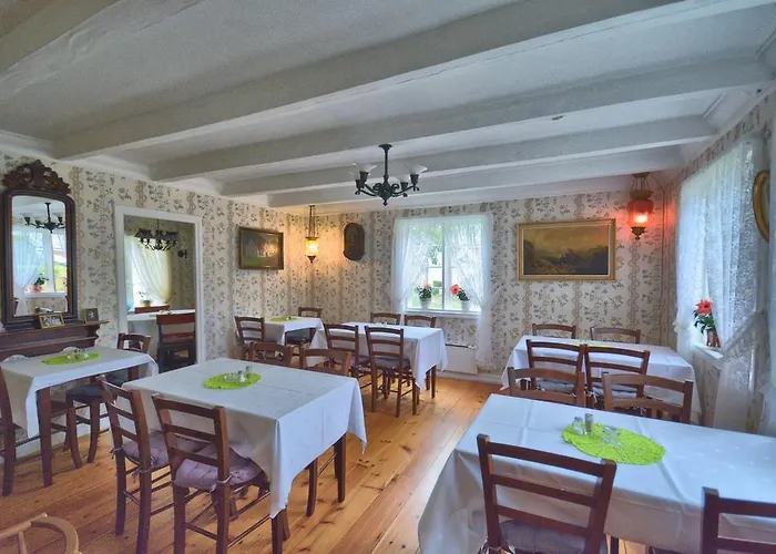 Vangsgaarden Gjestgiverier 4*