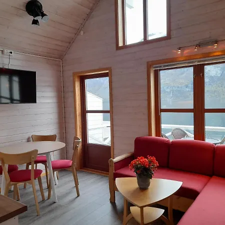 Vangsgaarden 2* Aurland