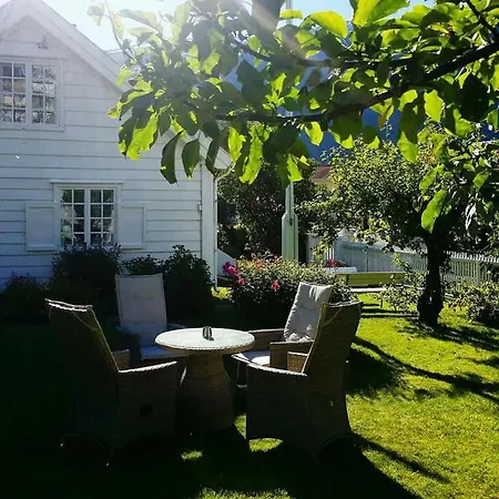 Casa de hóspedes Vangsgaarden 4*