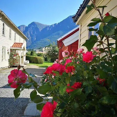 Guest house Vangsgaarden Aurland